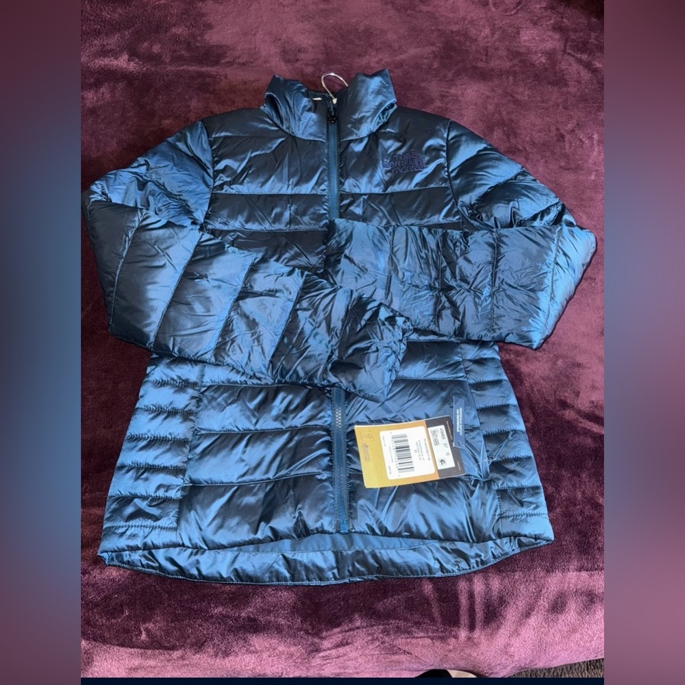 The North Face Women's Blue Puffer Jacket New